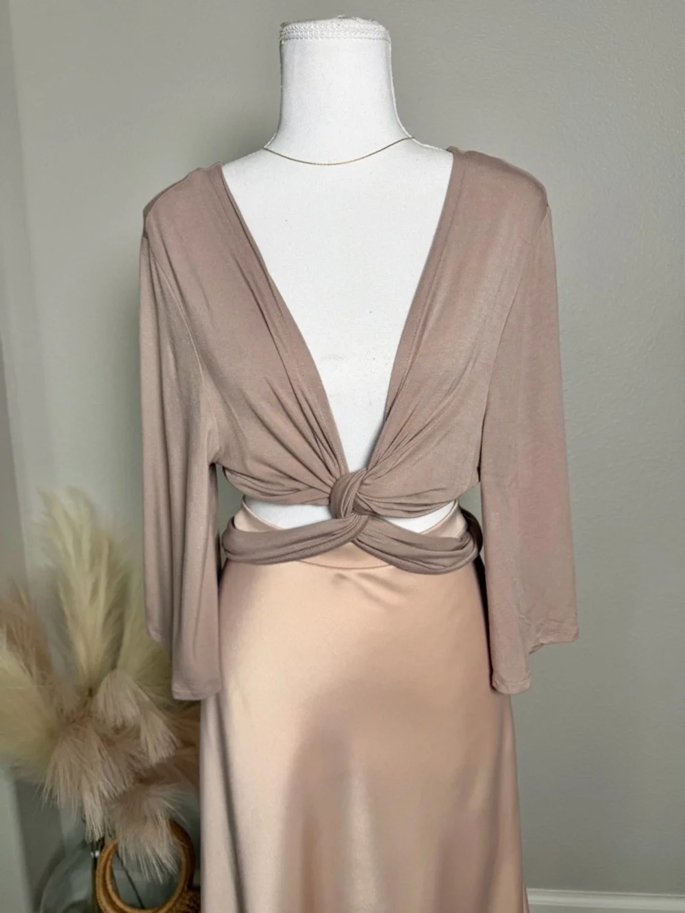 Zenana Outfitters - versatile Brown Crop Wrap Top - Picture 3 of 9